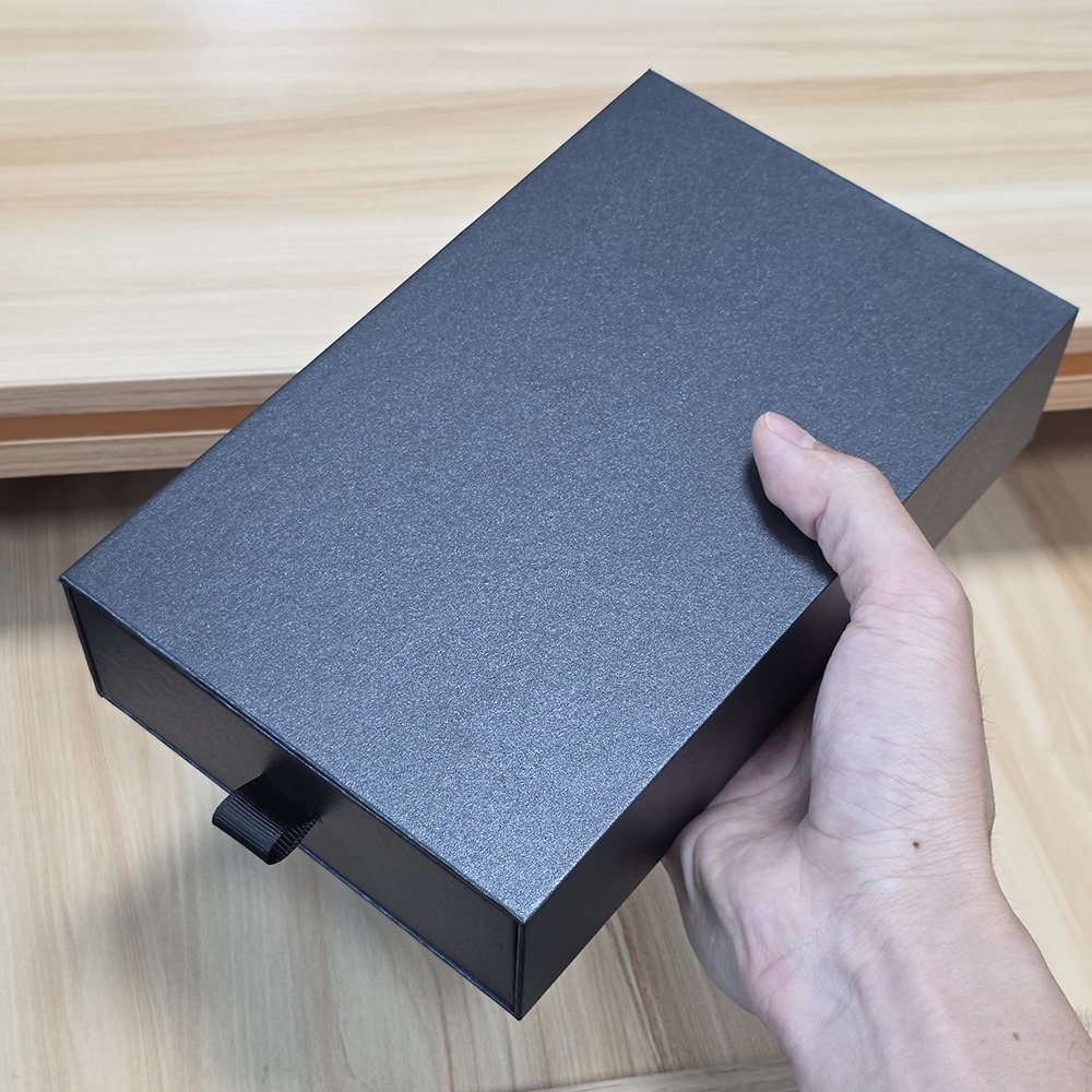 Drawer Box Gift Box Neutral Black Pearlescent Rigid Cardboard Slide Out Packaging Box Small Quantity Wholesale Magnetic Closure Box Push Pull Box