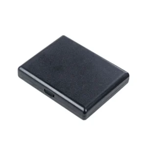 Portable Moisture-Resistant Crush-Resistant Cigarette Case with Metal Clip — application view 005
