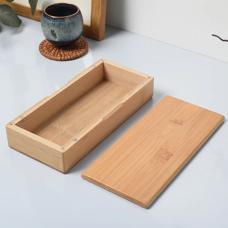 Wooden Storage Box with Magnetic Closure for Cigars — application view 005