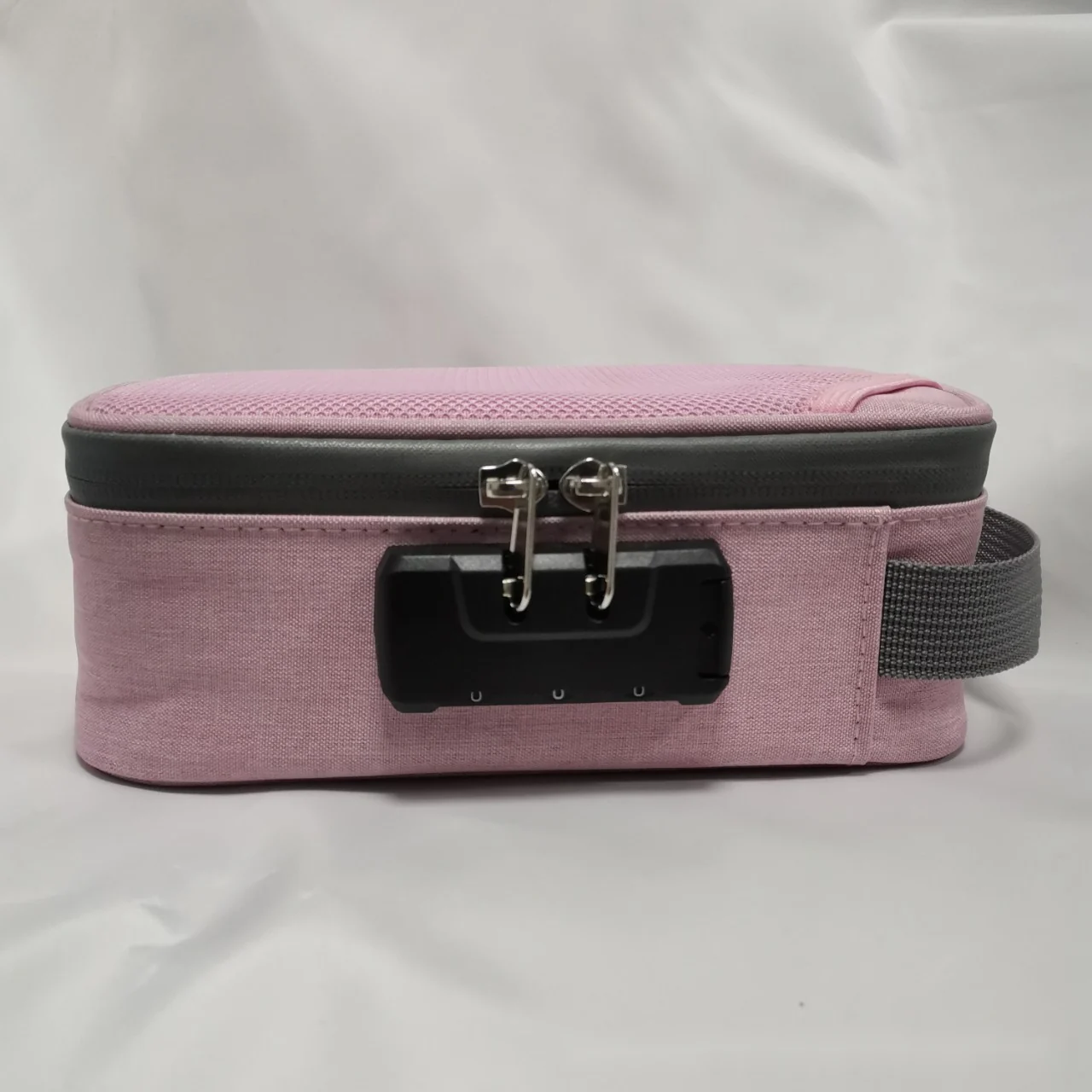 Activated Carbon Smell-Proof Polyester Tobacco Travel Bag with Combination Lock for Pipes