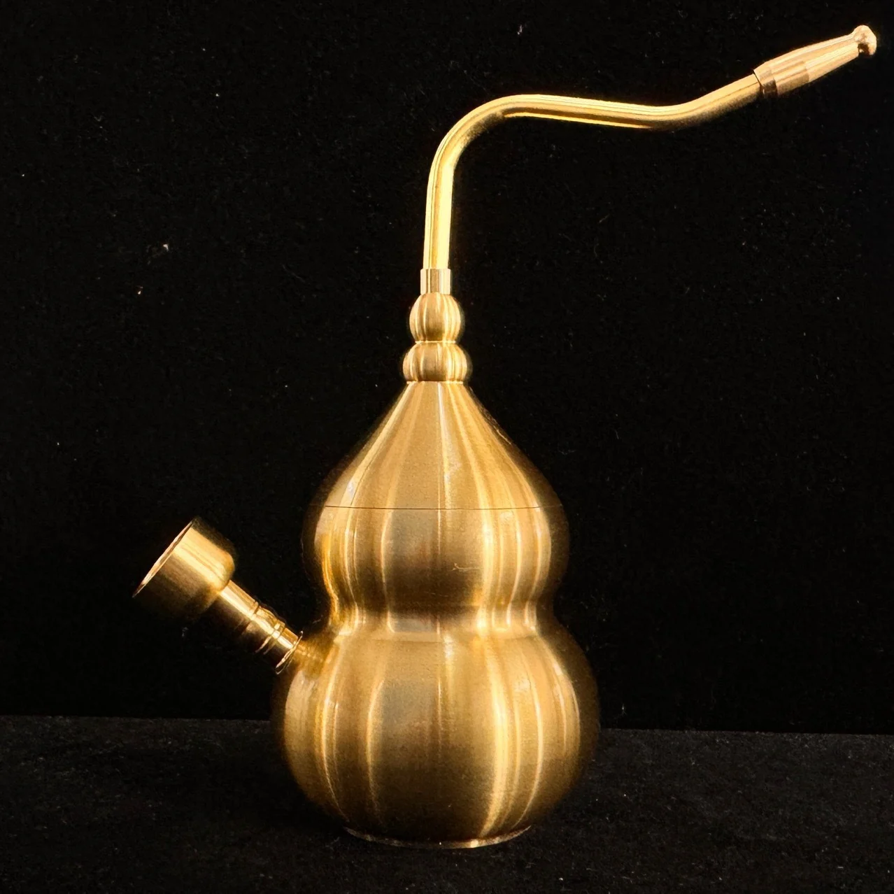 Brass Gourd-Shaped Water Pipe