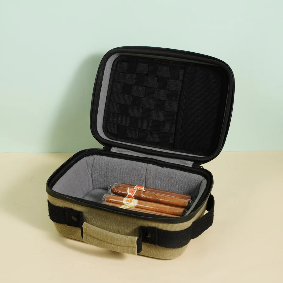 Waterproof Smell-Proof Portable Pipe Storage Bag — application view 004